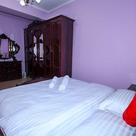 Rio'S Apartment 培拉特 外观 照片