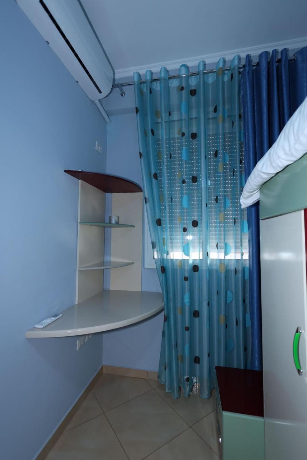 Rio'S Apartment 培拉特 外观 照片