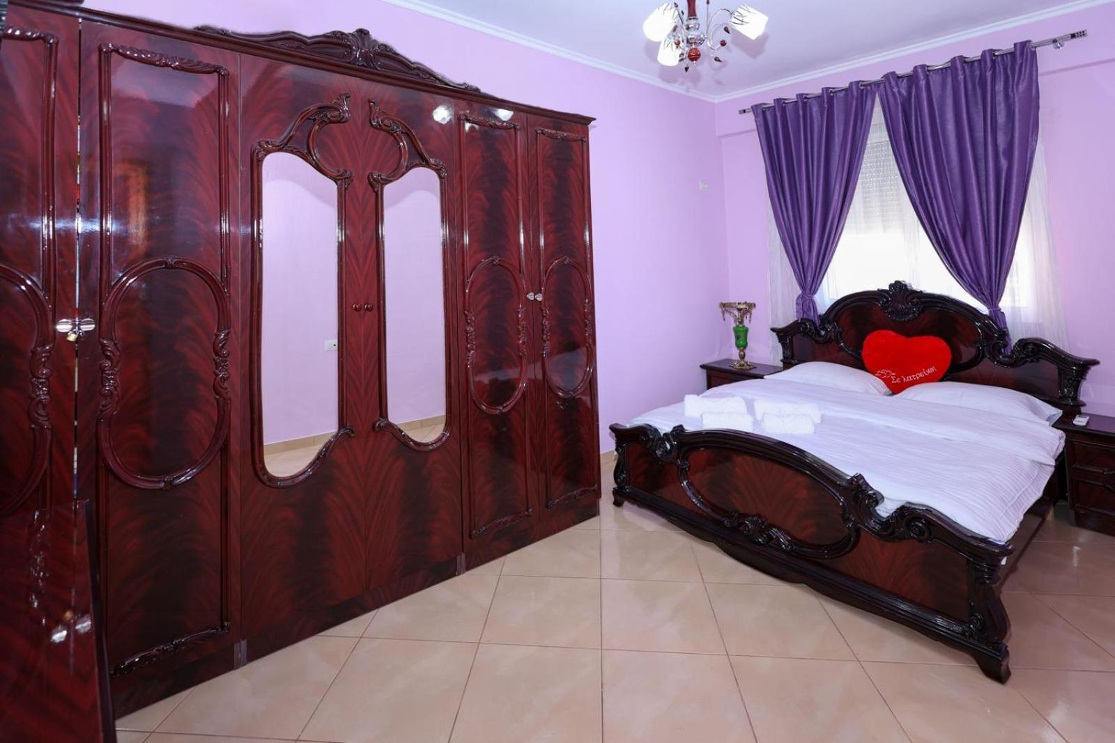 Rio'S Apartment 培拉特 外观 照片